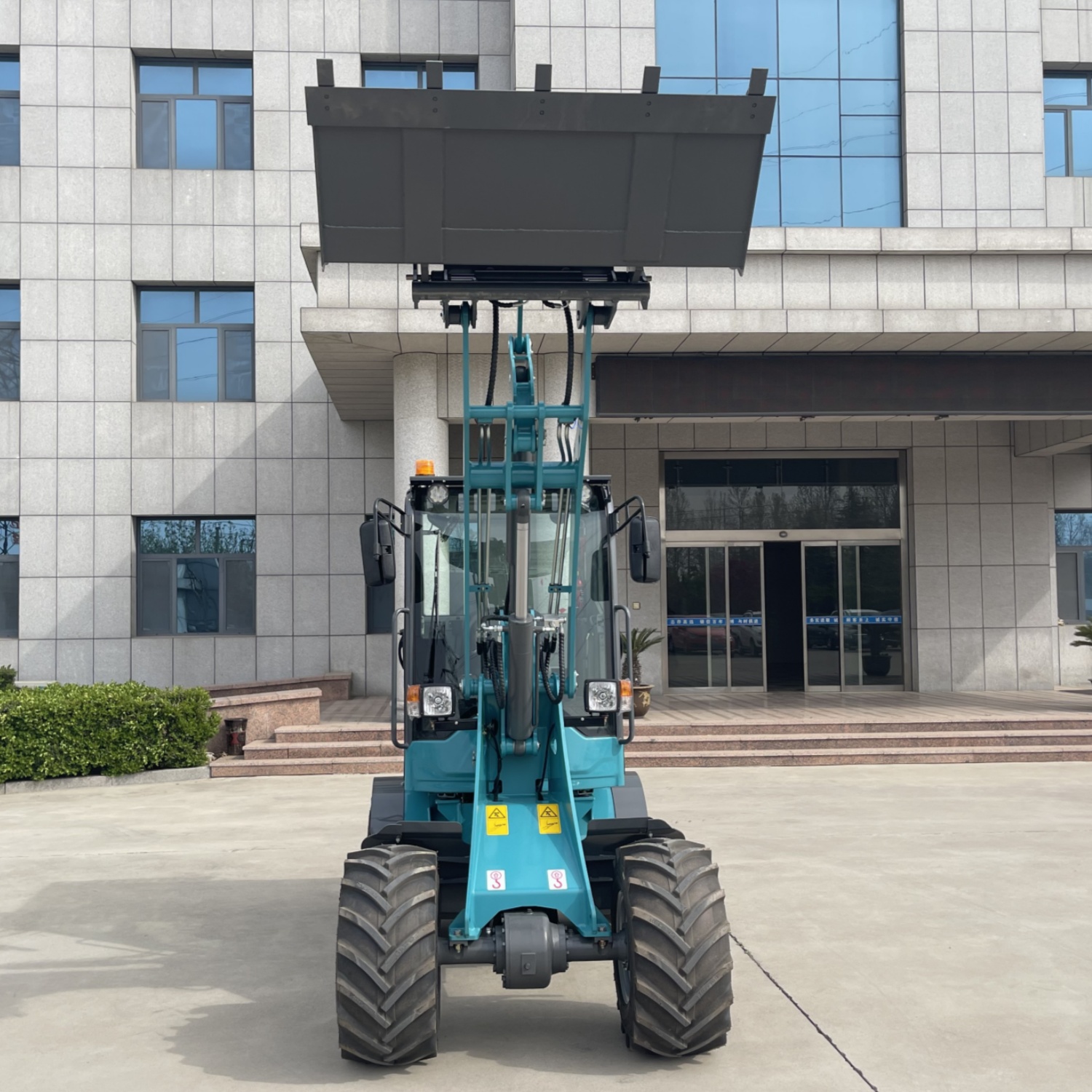 AK1100